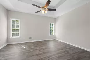 5723 Garden Walk, Flowery Branch, GA 30542 - Photo 9
