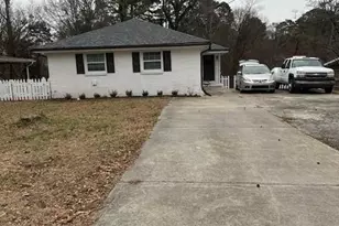 118 N Woodland Dr, Atlanta, GA 30340 - Photo 3