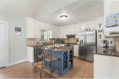 2555 Morgan Lake Drive NE, Marietta, GA 30066 - Photo 13