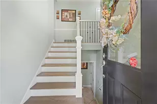 2555 Morgan Lake Dr NE, Marietta, GA 30066 - Photo 7