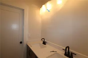 4820 Briscoe Dr, Cumming, GA 30028 - Photo 9