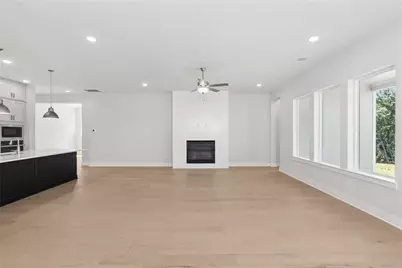 1395 Autumn Lake Drive SW, Gainesville, GA 30504 - Photo 5