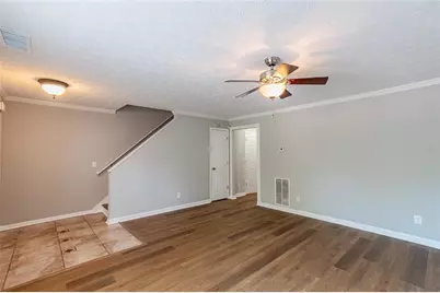 5550 Strathmoor Manor Circle, Lithonia, GA 30058 - Photo 5