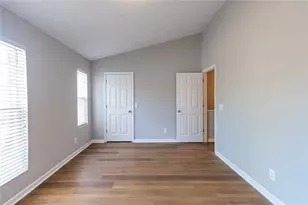 5550 Strathmoor Manor Cir, Lithonia, GA 30058 - Photo 17