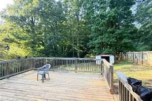 4400 Leafview Dr, Gillsville, GA 30543 - Photo 19