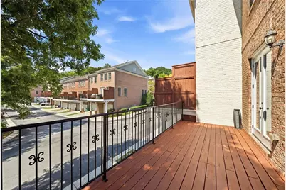 1850 Preserve Way, Atlanta, GA 30341 - Photo 15
