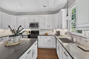 8406 Avalon Ct, Cumming, GA 30041 - Photo 17
