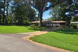 7379 Dexter Dr, Riverdale, GA 30296 - Photo 11