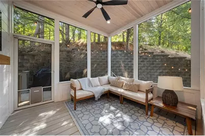 1677 Duncan Drive NW, Atlanta, GA 30318 - Photo 25