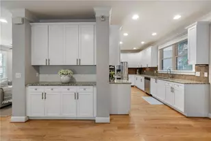 1677 Duncan Dr NW, Atlanta, GA 30318 - Photo 11