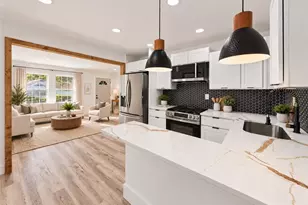 1046 Cheaves St, Forest Park, GA 30297 - Photo 3