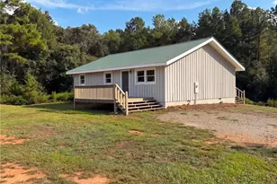 204 Jim Grizzle Rd, Royston, GA 30662 - Photo 1