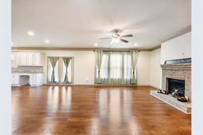 5915 Park Bay Court, Flowery Branch, GA 30542 - Photo 7