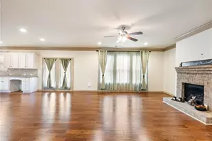 5915 Park Bay Ct, Flowery Branch, GA 30542 - Photo 7
