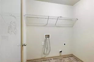 5915 Park Bay Ct, Flowery Branch, GA 30542 - Photo 37