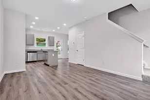 211 Rory Dr, Calhoun, GA 30701 - Photo 3