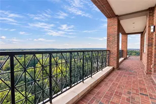 2724 Peachtree Rd NW, Atlanta, GA 30305 - Photo 13