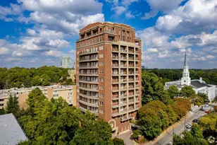 2724 Peachtree Rd NW, Atlanta, GA 30305 - Photo 27