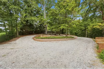 907 Rainbow Circle, Cleveland, GA 30528 - Photo 9