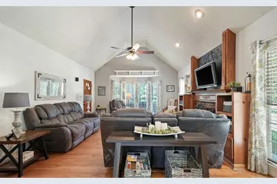 425 Kings Walk, Douglasville, GA 30134 - Photo 9