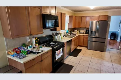 4525 Millenium View Court, Snellville, GA 30039 - Photo 9