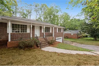 3915 Green Forest Lane SE, Smyrna, GA 30082 - Photo 3