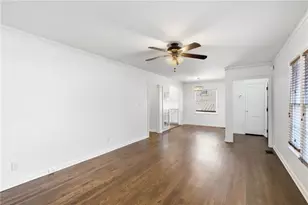 978 Winburn Dr, East Point, GA 30344 - Photo 9
