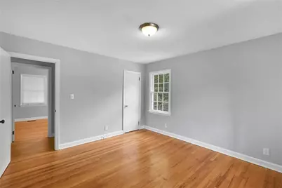 1857 Fern Creek Lane NE, Atlanta, GA 30329 - Photo 17
