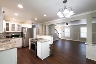3225 Harris Dr, Atlanta, GA 30344 - Photo 5