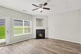 6404 Ellenwood Dr, Rex, GA 30273 - Photo 9