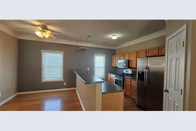 6005 Turfway Park Court, Sugar Hill, GA 30518 - Photo 5