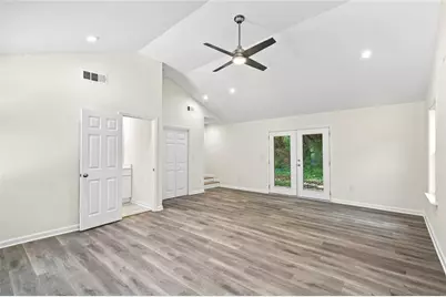 126 Meadow Park Lane SW, Atlanta, GA 30315 - Photo 9