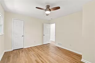 126 Meadow Park Ln SW, Atlanta, GA 30315 - Photo 23