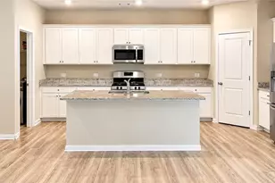 739 Gelderland Dr, Hampton, GA 30228 - Photo 5
