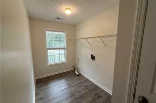 1201 Oakland Dr, Monroe, GA 30655 - Photo 17