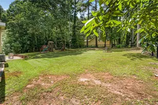 1601 River Glen Rd, Auburn, GA 30011 - Photo 11
