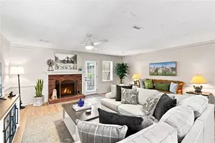 1208 Magnolia Way SE, Smyrna, GA 30082 - Photo 3