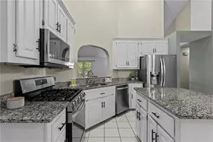 402 Township Ln, Woodstock, GA 30189 - Photo 3