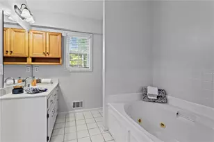 402 Township Ln, Woodstock, GA 30189 - Photo 11