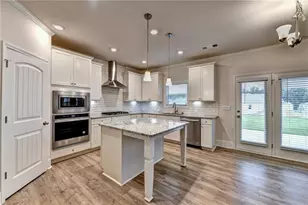 5280 Blue Mountain Ln, Cumming, GA 30040 - Photo 17