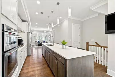 6580 Aria Village Drive, Sandy Springs, GA 30328 - Photo 15