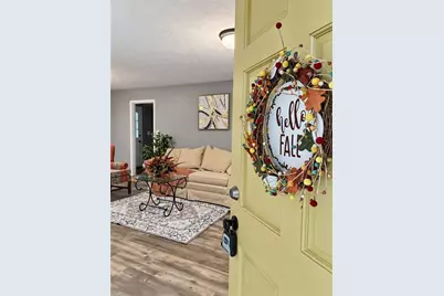 567 Center Hill Avenue NW, Atlanta, GA 30318 - Photo 5