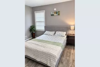 567 Center Hill Avenue NW, Atlanta, GA 30318 - Photo 9