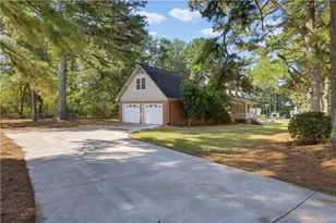 2649 Majestic Cir, Dacula, GA 30019 - Photo 3