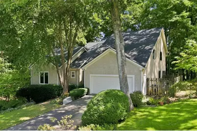 2267 Belle Vista Court, Marietta, GA 30062 - Photo 3