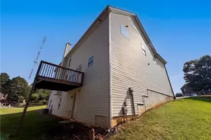 910 Paper Creek Dr, Lawrenceville, GA 30046 - Photo 5