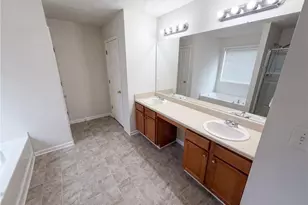 910 Paper Creek Dr, Lawrenceville, GA 30046 - Photo 19