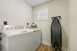 951 Lawton St SW, Atlanta, GA 30310 - Photo 13