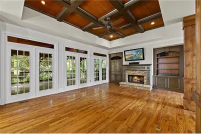5545 Stoneleigh Drive, Suwanee, GA 30024 - Photo 7