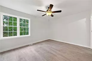 5038 Jenny Dr, Acworth, GA 30101 - Photo 7